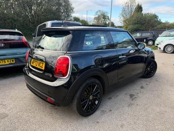MINI Electric Hatch Cooper SE 32.6kWh Level 3 Hatchback 3dr Electric Auto (184 ps)