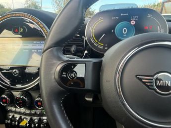 MINI Electric Hatch Cooper SE 32.6kWh Level 3 Hatchback 3dr Electric Auto (184 ps)