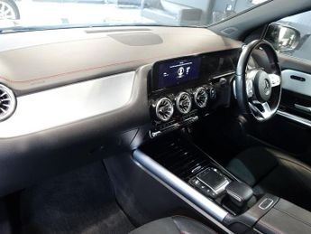 MERCEDES-BENZ EQA EQA 250 66.5kWh AMG Line SUV 5dr Electric Auto (190 ps)
