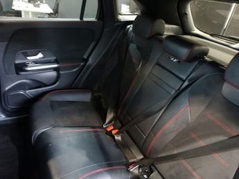 MERCEDES-BENZ EQA EQA 250 66.5kWh AMG Line SUV 5dr Electric Auto (190 ps)