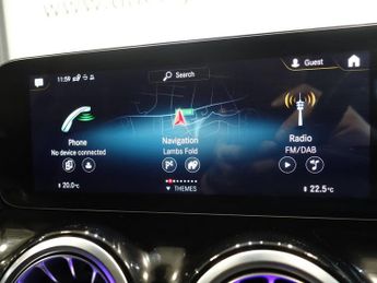 MERCEDES-BENZ EQA EQA 250 66.5kWh AMG Line SUV 5dr Electric Auto (190 ps)