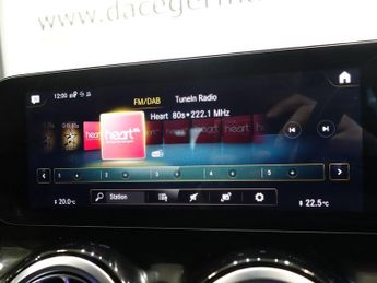 MERCEDES-BENZ EQA EQA 250 66.5kWh AMG Line SUV 5dr Electric Auto (190 ps)