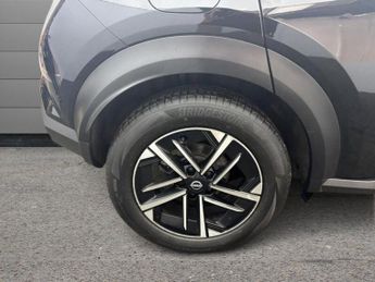 NISSAN JUKE 1.6 N-Connecta SUV 5dr Petrol Hybrid Auto Euro 6 (143 ps)