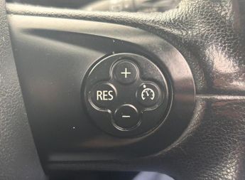 MINI COUNTRYMAN 1.6 Cooper D SUV 5dr Diesel Manual ALL4 Euro 5 (s/s) (112 ps)