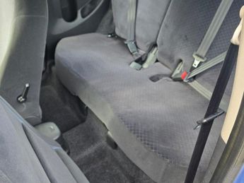 NISSAN MICRA 1.2 16v SE Hatchback 3dr Petrol Automatic (161 g/km, 79 bhp)