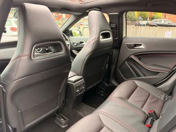 MERCEDES-BENZ A CLASS 2.1 A200d AMG Line (Premium Plus) Hatchback 5dr Diesel 7G-DCT Eu