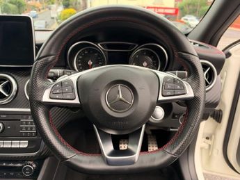 MERCEDES-BENZ A CLASS 2.1 A200d AMG Line (Premium Plus) Hatchback 5dr Diesel 7G-DCT Eu