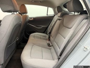HYUNDAI IONIQ 38.3kWh Premium Hatchback 5dr Electric Auto (136 ps)