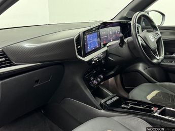 VAUXHALL MOKKA ELECTRIC 50kWh Ultimate SUV 5dr Electric Auto (136 ps)