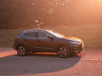 Nissan Qashqai 1.3 DIG-T N-Connecta SUV 5dr Petrol Manual Euro 6 (s/s) (140 ps)