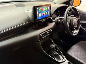 TOYOTA YARIS 1.5 VVT-h Design Hatchback 5dr Petrol Hybrid E-CVT Euro 6 (s/s) 