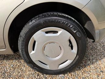 FORD FIESTA 1.4 LX Hatchback 5dr Petrol Manual (a/c) (153 g/km, 79 bhp)