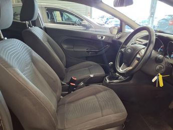 FORD FIESTA 1.0T EcoBoost Zetec Hatchback 3dr Petrol Manual Euro 5 (s/s) (10