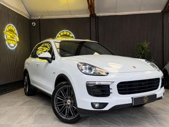 Porsche Cayenne 3.0 TD V6 SUV 5dr Diesel TiptronicS 4WD Euro 6 (s/s) (262 ps)