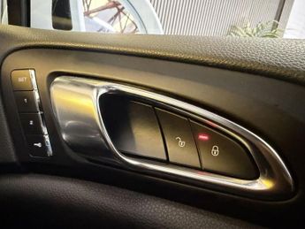 PORSCHE CAYENNE 3.0 TD V6 SUV 5dr Diesel TiptronicS 4WD Euro 6 (s/s) (262 ps)