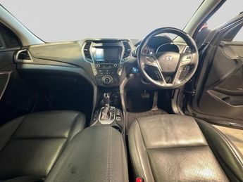HYUNDAI SANTA FE 2.2 CRDi Blue Drive Premium SE SUV 5dr Diesel Auto 4WD Euro 6 (s