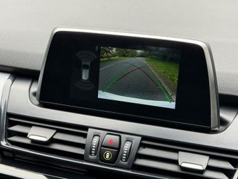 BMW 2 SERIES ACTIVE TOURER 2.0 220d SE MPV 5dr Auto Diesel Auto Euro 6 (s/s) (190 ps)