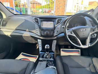 HYUNDAI I40 1.7 CRDi Blue Drive SE Nav Tourer 5dr Diesel Manual Euro 6 (s/s)