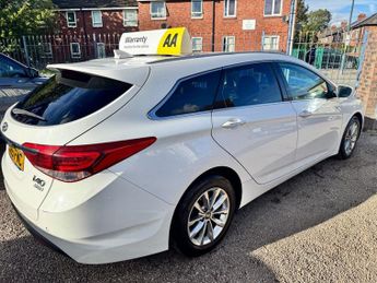 HYUNDAI I40 1.7 CRDi Blue Drive SE Nav Tourer 5dr Diesel Manual Euro 6 (s/s)