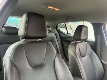 VAUXHALL ASTRA 1.4i Turbo Elite Nav Hatchback 5dr Petrol Manual Euro 6 (150 ps)