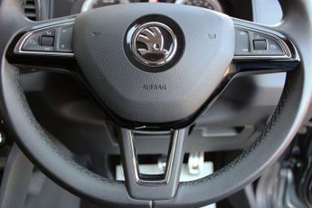 SKODA KAROQ 2.0 TDI Scout SUV 5dr Diesel Manual 4WD Euro 6 (s/s) (150 ps)