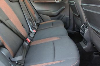 SKODA KAROQ 2.0 TDI Scout SUV 5dr Diesel Manual 4WD Euro 6 (s/s) (150 ps)