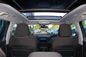 SKODA KAROQ 2.0 TDI Scout SUV 5dr Diesel Manual 4WD Euro 6 (s/s) (150 ps)