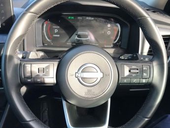 NISSAN QASHQAI 1.3 DIG-T MHEV N-Connecta SUV 5dr Petrol Hybrid XTRON Euro 6 (s/