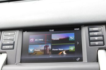 LAND ROVER DISCOVERY SPORT 2.0 TD4 HSE Black SUV 5dr Diesel Auto 4WD Euro 6 (s/s) (180 ps)