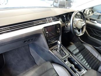 VOLKSWAGEN PASSAT 1.4 TSI 13kWh GTE Estate 5dr Petrol Plug-in Hybrid DSG Euro 6 (s