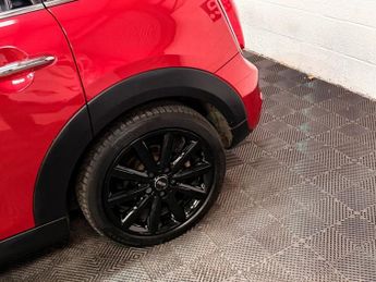 MINI HATCH 2.0 Cooper S Hatchback 5dr Petrol Auto Euro 6 (s/s) (192 ps)