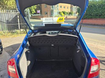SKODA OCTAVIA 2.0 TFSI vRS Hatchback 5dr Petrol DSG Euro 5 (200 ps)