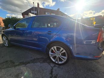 SKODA OCTAVIA 2.0 TFSI vRS Hatchback 5dr Petrol DSG Euro 5 (200 ps)
