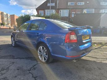 SKODA OCTAVIA 2.0 TFSI vRS Hatchback 5dr Petrol DSG Euro 5 (200 ps)