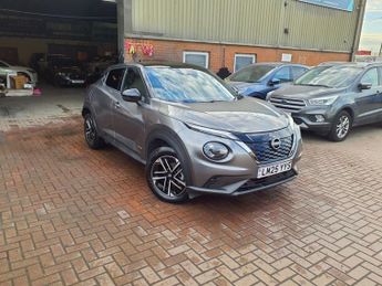 Nissan Juke 1.6 N-Connecta SUV 5dr Petrol Hybrid Auto Euro 6 (143 ps)