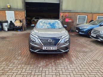 NISSAN JUKE 1.6 N-Connecta SUV 5dr Petrol Hybrid Auto Euro 6 (143 ps)