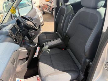 PEUGEOT PARTNER TEPEE 1.6 HDi Tepee Zenith MPV 5dr Diesel Manual (139 g/km, 92 bhp)