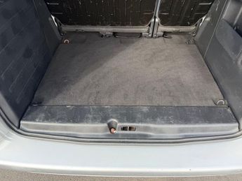 PEUGEOT PARTNER TEPEE 1.6 HDi Tepee Zenith MPV 5dr Diesel Manual (139 g/km, 92 bhp)