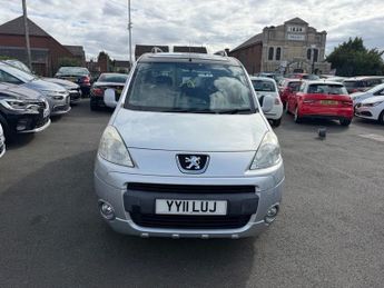 PEUGEOT PARTNER TEPEE 1.6 HDi Tepee Zenith MPV 5dr Diesel Manual (139 g/km, 92 bhp)
