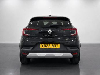 RENAULT CAPTUR 1.6 E-TECH evolution SUV 5dr Petrol Hybrid Auto Euro 6 (s/s) (14