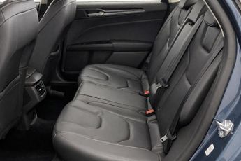 FORD MONDEO 2.0 TiVCT Titanium Edition Saloon 4dr Petrol Hybrid CVT Euro 6 (