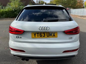 AUDI Q3 2.0 TDI S line SUV 5dr Diesel S Tronic quattro Euro 5 (s/s) (177