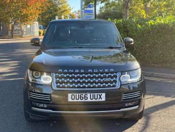 LAND ROVER RANGE ROVER 4.4 SD V8 Autobiography SUV 5dr Diesel Auto 4WD Euro 6 (s/s) (33