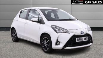 Toyota Yaris 1.5 VVT-h Icon Tech Hatchback 5dr Petrol Hybrid E-CVT Euro 6 (s/