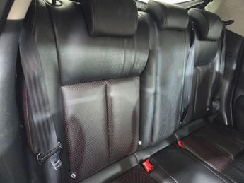 NISSAN JUKE 1.6 Tekna SUV 5dr Petrol Manual Euro 5 (s/s) (117 ps)