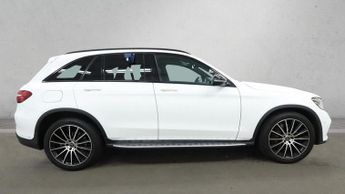 MERCEDES-BENZ GLC 2.0 GLC250 AMG Night Edition SUV 5dr Petrol G-Tronic+ 4MATIC Eur