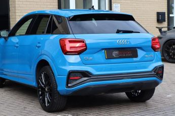 AUDI Q2 1.5 TFSI 35 BLACK EDITION 