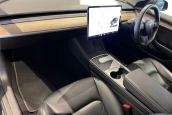 TESLA Model 3 Standard Range Plus Saloon 4dr Electric Auto RWD (241 bhp) Panor