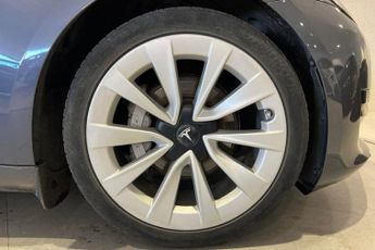 TESLA Model 3 Standard Range Plus Saloon 4dr Electric Auto RWD (241 bhp)