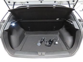 MG MG 4 51kWh SE Hatchback 5dr Electric Auto (170 ps)